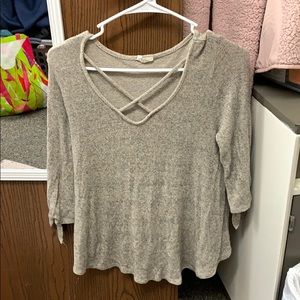 Quarter sleeve sweater